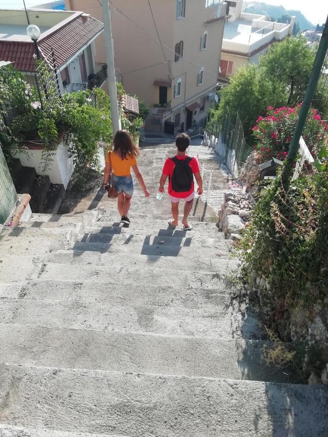 U Castiddanu Lägenhet Taormina Exteriör bild